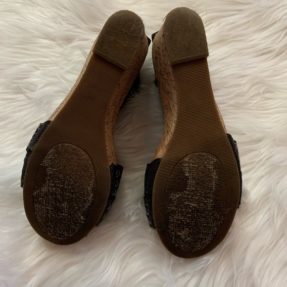 Lucky Brand “Midge” Cork Wedge Sandals - Picture 2 of 4
